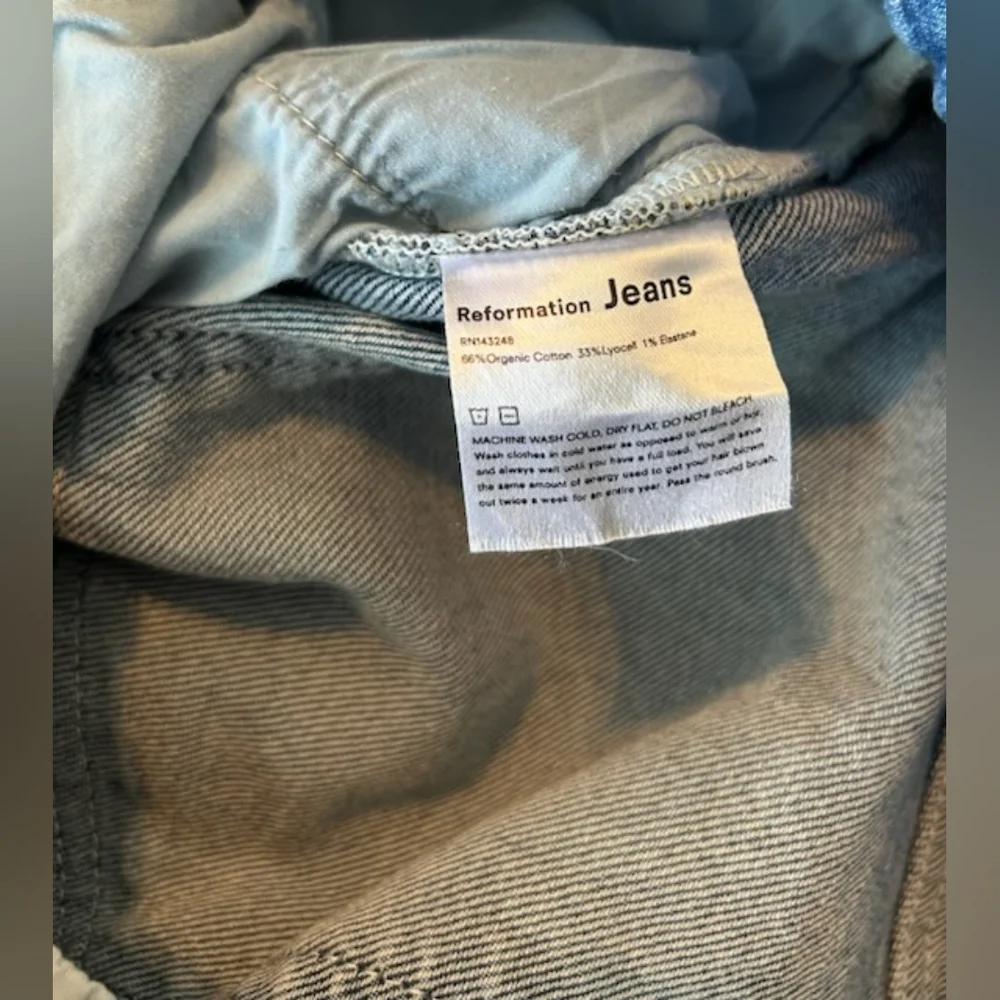Reformation Straight Leg Jean - Picture 2 of 5